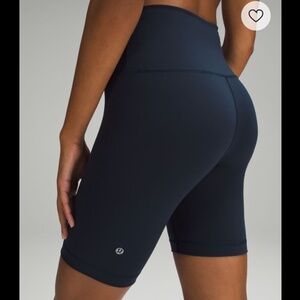 Lululemon Wunder Train High Rise Short 8” in True Navy Size 8
